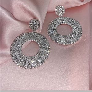 Meet your Posher, Alexus